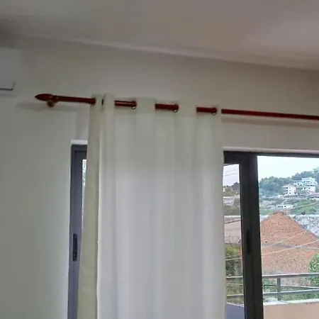 Di Gjovalin Apartamento Shëngjin