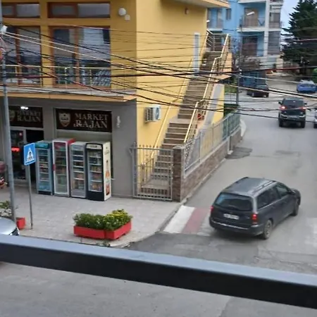 Apartamento Di Gjovalin Shëngjin